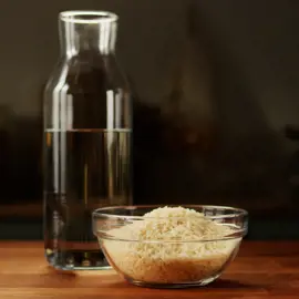 En tallerken med pasta med salviesmør