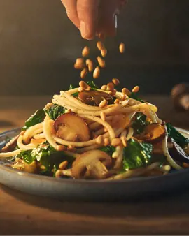 Pasta med svampe og spinat