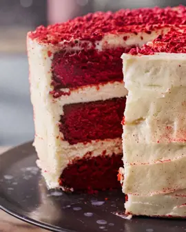 Red velvet cake with cream cheese butter frosting