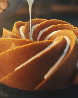 ORANGE BUNDT CAKE