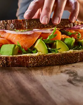 SALMON & AVOCADO SANDWICH